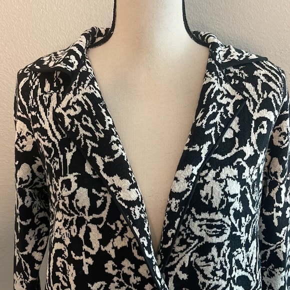 Anthropologie Sweater Blazer - Picture 5 of 10